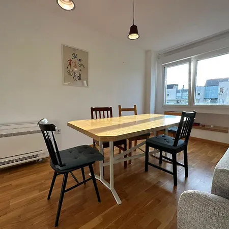 Oasis - Two Bedroom In Blok 5 *