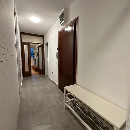 Апартаменты Oasis - Two Bedroom In Blok 5 *